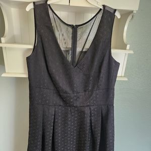 Very pretty little black dress